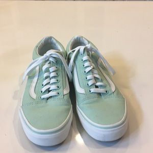 Canvas vans